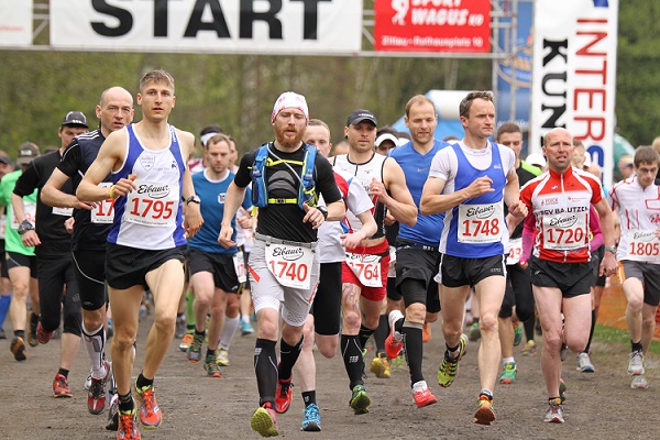 Start auf den langen Kanten